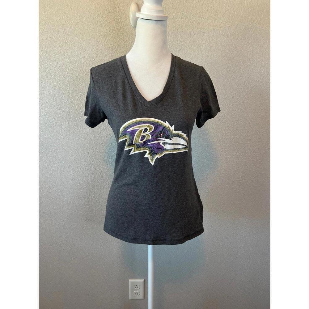NFL Team Apparel Baltimore Ravens Graphic TShirt Gray Size Small